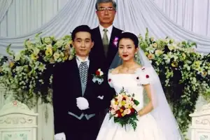 장항준♥김은희, 풋풋했던 20대 ‘결혼식 사진’ 공개