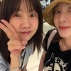 42세 산다라박, 친구와 투샷인 줄 알았더니…옆에는 55세 ‘초동안’ 연예인