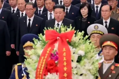 thumbnail - 김정은, 김일성 32주기 금수산태양궁전 참배