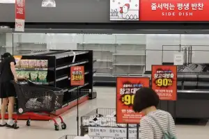 thumbnail - 파산 기로에 선 홈플러스… 금융권도 3조원 물려 ‘불안’
