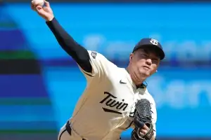 thumbnail - 고우석 첫 홀드·이정후 100안타… ‘바람의 가문’ MLB서 승승장구’
