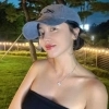 홍진영, ‘튜브톱에 볼캡’…확 바뀐 분위기
