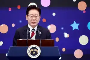 thumbnail - 李대통령 “누구도 헌법 위 군림 안 돼…국민주권 원칙 지킬 것”