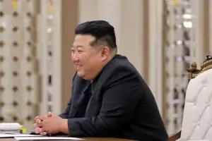 thumbnail - 김정은, 중국 서열 4위 왕후닝 접견