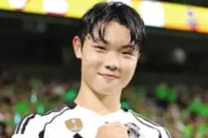 thumbnail - 18세 김예건 프로 직행, 19세 손정범 당당한 주전… K축구 성장 ‘청신호’