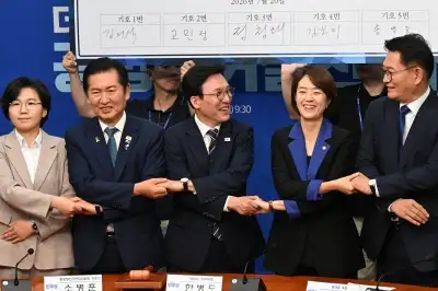 thumbnail - 죽기 살기 ‘與 노선투쟁’…좌표 찍고 과거 행적 파묘
