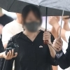 thumbnail - 유치장 나온 ‘올다르크’…“귀하신 김건희 여사 생각나”