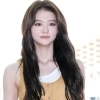 미야오 엘라, 인형 같은 미모