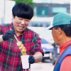 thumbnail - 표인봉, 방송서 안 보이더니…서울역 노숙인 옆 포착 ‘목사 된 근황’