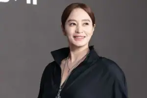 김혜수, 압도적 존재감 ‘시선 올킬’