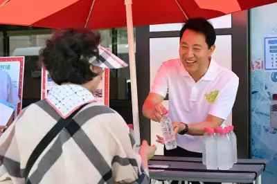 thumbnail - 오세훈, 휴가 중 탑골공원·경로당 찾아 무더위 대응 점검