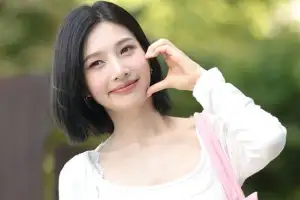 thumbnail - 레드벨벳 조이, ‘사랑스러운 볼 하트’