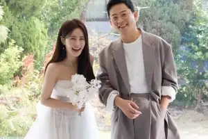thumbnail - 50세 김준호, 아빠 된다… ♥김지민, 깜짝 임신 발표 “첫 시험관 성공”