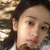 아이브 안유진, 뉴욕 밝히는 청순 모닝빵 먹