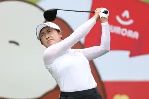 thumbnail - 레고로 재충전한 김민주, 7언더파 맹타… 2승 기회 잡았다