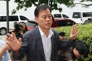 thumbnail - 종합특검, ‘관저 이전 의혹’ 윤한홍 의원 피의자 소환