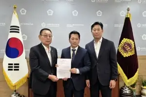 thumbnail - 유주동 서울시의원, 서울 시내버스 통상임금 체불 2900억원 해법 논의