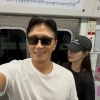 지하철 데이트하는 ‘배우 부부’…“오랜만에 