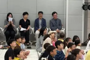 thumbnail - 송순효 서울시의원, 마곡안전체험관서 가족들과 ‘안전문화’ 소통행보