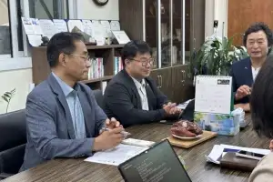 thumbnail - 유호준 경기도의원, 남양주 수출기업 ‘크리셰프’ 현장 방문... “규제 완화 및 수출 장벽 해소 총력”