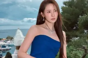 thumbnail - 임윤아, 파격 드레스 ‘여신 자태’