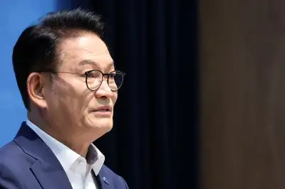 thumbnail - 송영길, 정청래에 ‘붕어 아이큐’ 표현 사과…  “동지에 쓸 말 아냐”