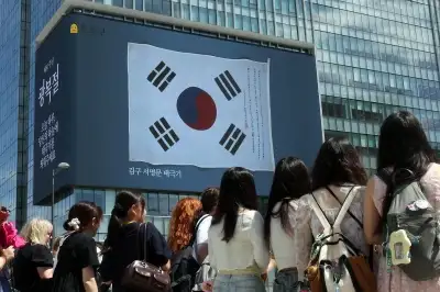 thumbnail - 광복절 주말 대규모 집회·행진… 서울 도심 곳곳 교통혼잡 예상