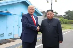 thumbnail - “트럼프, 北 김정은과 연내 만남 추진…11월 APEC 가능성”