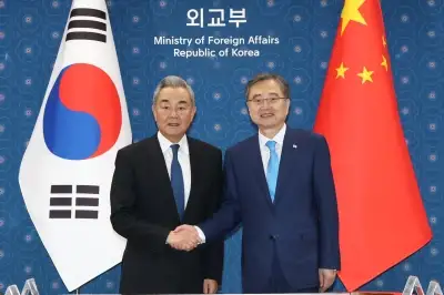 thumbnail - 왕이 “북미회담은 양국이 결정… 미국의 대북 적대 정책 바꿔야”