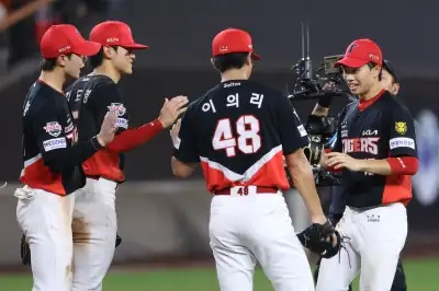 thumbnail - 김도영 ‘대포’ 이의리 ‘철벽’… KIA 3위행 호시탐탐