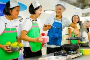 thumbnail - 야영 행사 즐기는 北 학생들