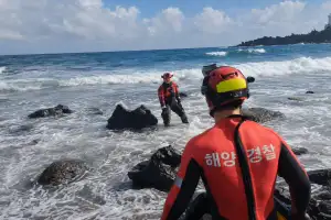 thumbnail - 서귀포 하예포구서 실종됐던 20대 해군 숨진 채 발견