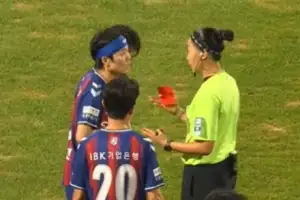 thumbnail - ‘생리’ 표현 대신 ‘걸스데이’ 은어 썼다…여자 심판, 지소연 겨냥 성희롱 파문
