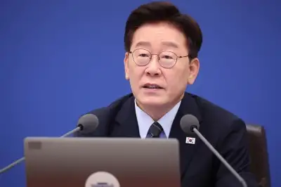 thumbnail - 李대통령 “금리 상승 피할 수 없어…정부 예산안 완벽할 순 없다”
