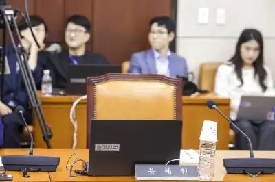 thumbnail - ‘위성정당 꼼수’에 비례 두 번… 용혜인에 與지도부도 갈라졌다