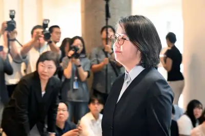 thumbnail - 용혜인 “청문회 잘 준비”… 송영길 “벼락 출세에 삼중 특혜” 비판