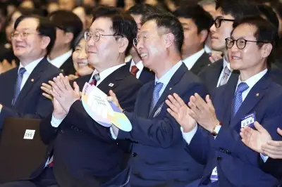 thumbnail - 네팔 참사 뒤에야 대사 임명… 재외공관 13곳 아직도 공석