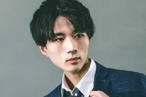 “성욕 채우려고”…전철서 여고생 성추행하다 체포된 배우