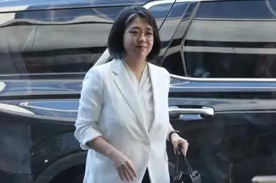 thumbnail - 野 “李대통령, 주말까지 지명 철회”… 용혜인 ‘묵묵부답’·민주당 ‘함구’