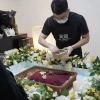 thumbnail - “사람 장례식보다 화려하네”…고급 ‘리무진’ 타고 작별하는 中 강아지들