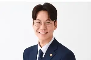 thumbnail - 윤수혁 서울시의원, 주말 생활체육 현장 찾아 주민들과 소통