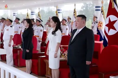 thumbnail - 김정은 “해군 핵무장화 실현됐다”…핵잠수함까지 공개하나