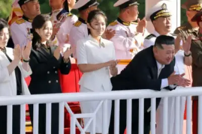 thumbnail - 북, 5천t급 구축함 강건호 취역
