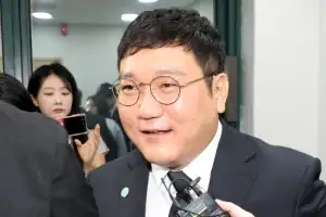 thumbnail - 용혜인 후보자 남편에 ‘쏟아지는 질문’