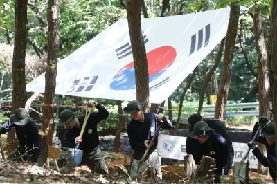 thumbnail - 호국 영웅을 가족의 품으로