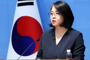 thumbnail - 기자회견 하는 용혜인 장관 후보자