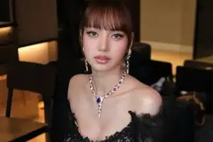 thumbnail - 리사, 매혹적인 자태