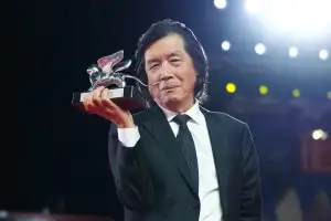 thumbnail - 이창동의 ‘가능한 사랑’, 베네치아 은사자 품다… “사람의 고통 담으려 고민”