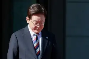 thumbnail - 李대통령 18일 기자회견… 공소취소·파병 등 입장 밝힌다