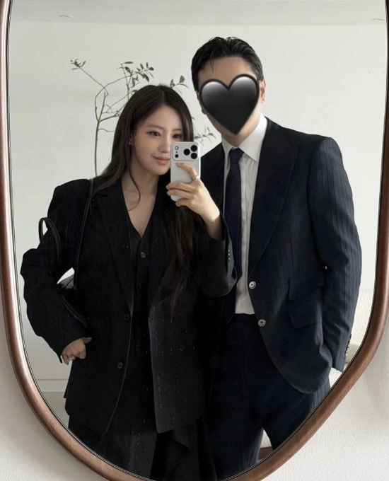 효민 ‘금융맨 남편’ 비주얼 어떻길래…“한 번 다시 쳐다봐” 고소영 극찬